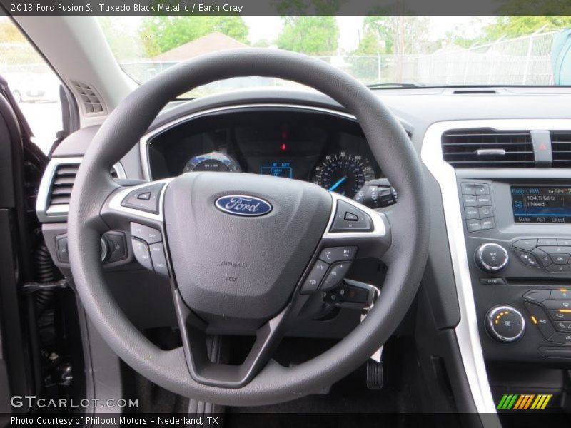 Tuxedo Black Metallic / Earth Gray 2013 Ford Fusion S