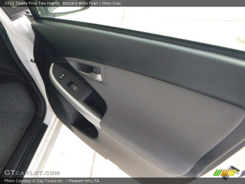 Blizzard White Pearl / Misty Gray 2013 Toyota Prius Two Hybrid