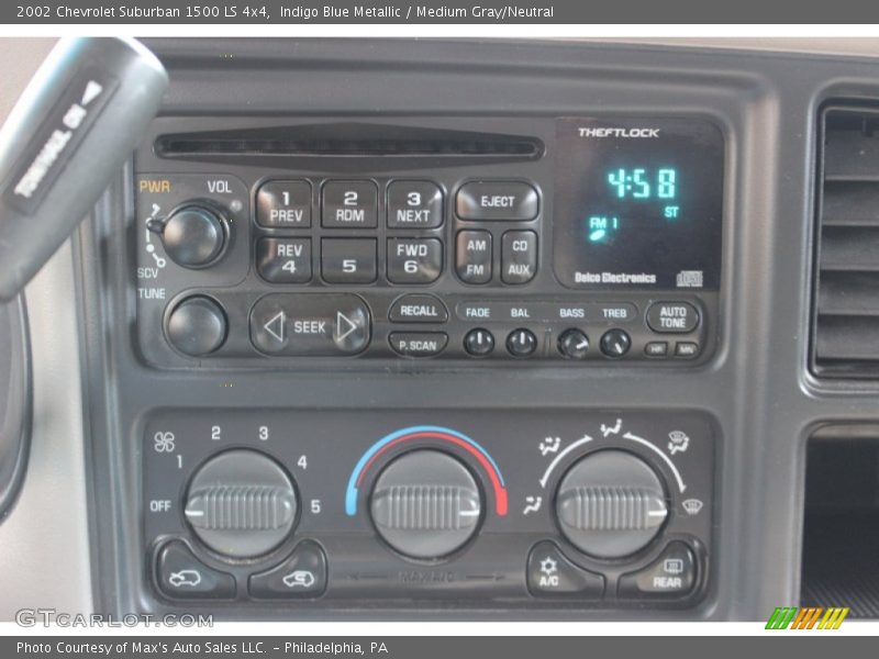 Audio System of 2002 Suburban 1500 LS 4x4