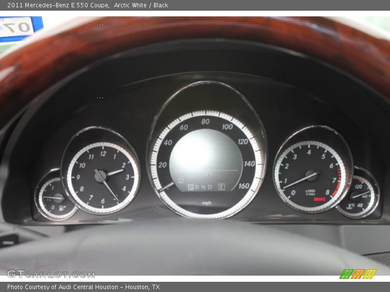 Arctic White / Black 2011 Mercedes-Benz E 550 Coupe
