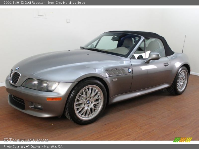 Front 3/4 View of 2001 Z3 3.0i Roadster