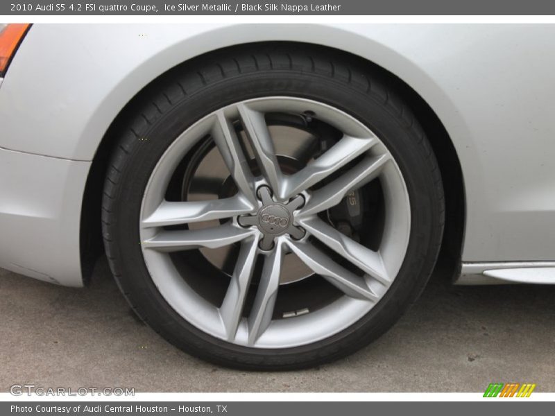 Ice Silver Metallic / Black Silk Nappa Leather 2010 Audi S5 4.2 FSI quattro Coupe