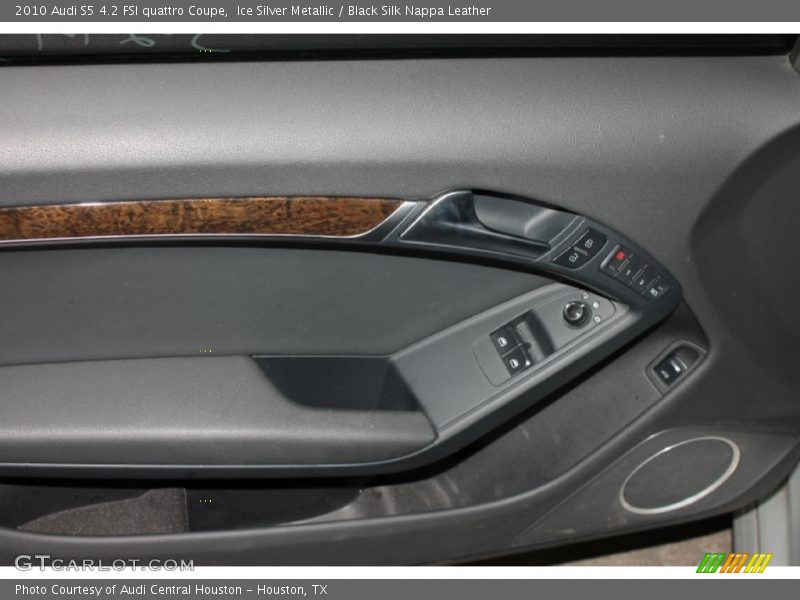 Ice Silver Metallic / Black Silk Nappa Leather 2010 Audi S5 4.2 FSI quattro Coupe