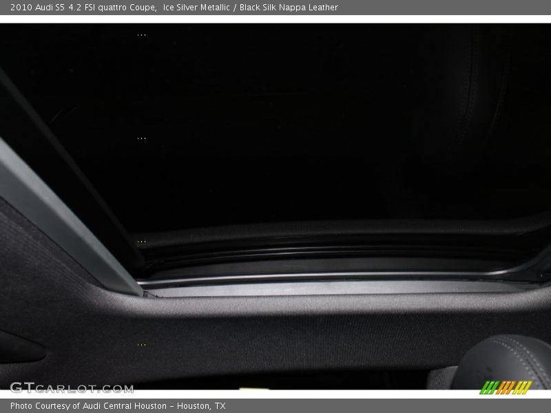 Ice Silver Metallic / Black Silk Nappa Leather 2010 Audi S5 4.2 FSI quattro Coupe
