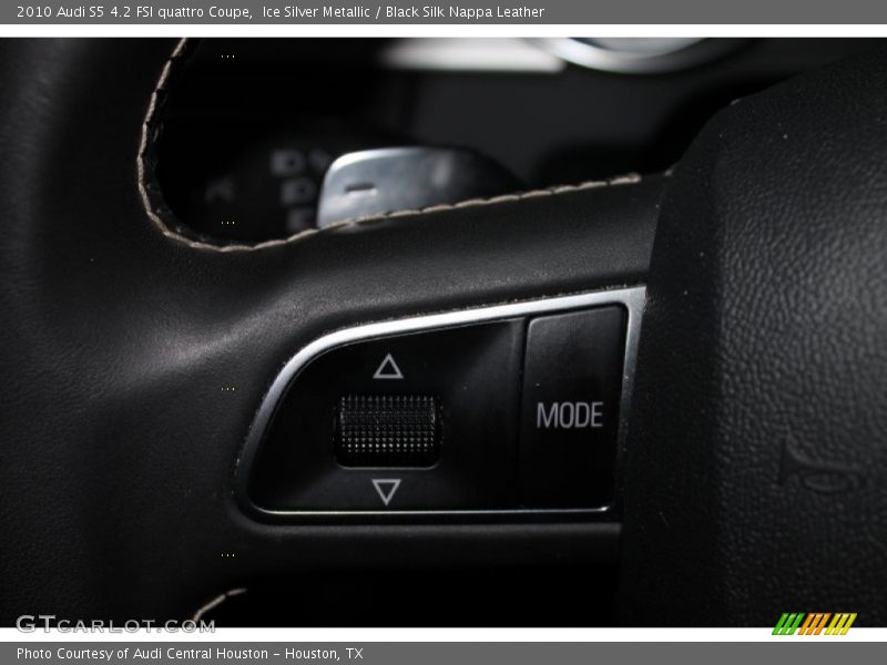 Ice Silver Metallic / Black Silk Nappa Leather 2010 Audi S5 4.2 FSI quattro Coupe