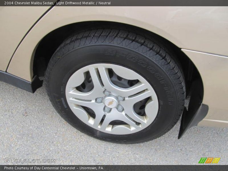 Light Driftwood Metallic / Neutral 2004 Chevrolet Malibu Sedan