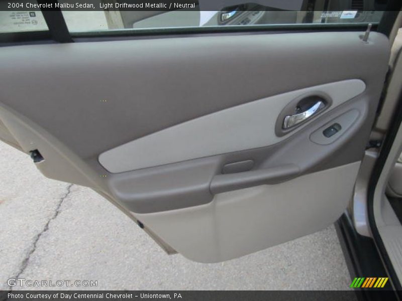 Light Driftwood Metallic / Neutral 2004 Chevrolet Malibu Sedan