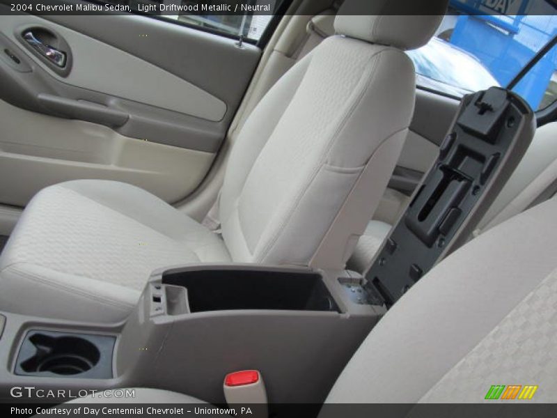 Light Driftwood Metallic / Neutral 2004 Chevrolet Malibu Sedan
