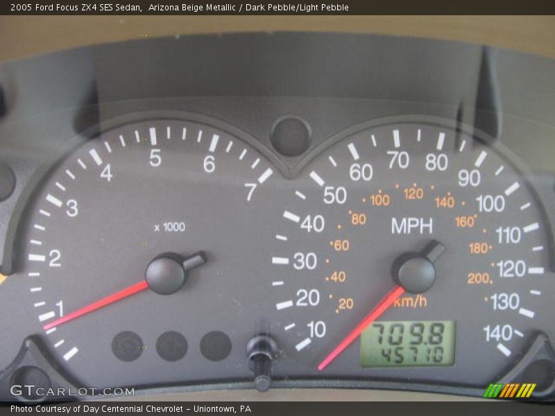 Arizona Beige Metallic / Dark Pebble/Light Pebble 2005 Ford Focus ZX4 SES Sedan