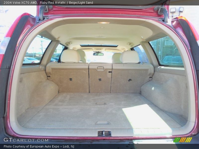 Ruby Red Metallic / Beige/Light Sand 2004 Volvo XC70 AWD