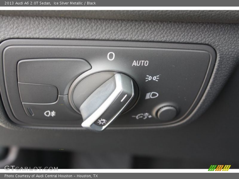 Controls of 2013 A6 2.0T Sedan