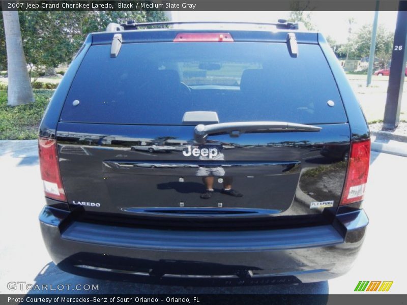 Black / Medium Slate Gray 2007 Jeep Grand Cherokee Laredo