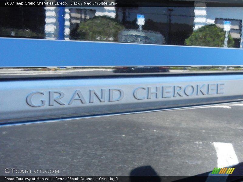 Black / Medium Slate Gray 2007 Jeep Grand Cherokee Laredo