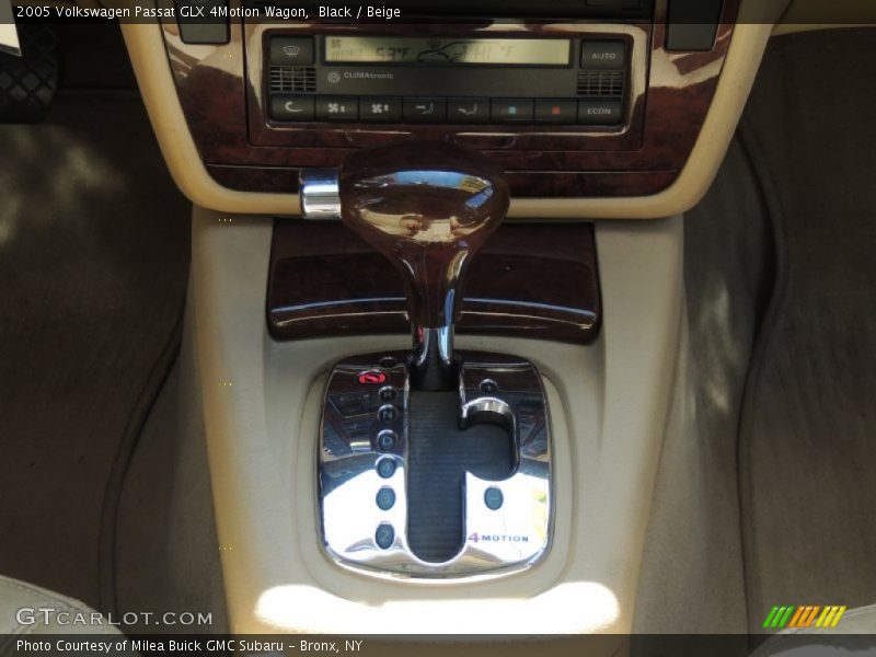 Black / Beige 2005 Volkswagen Passat GLX 4Motion Wagon