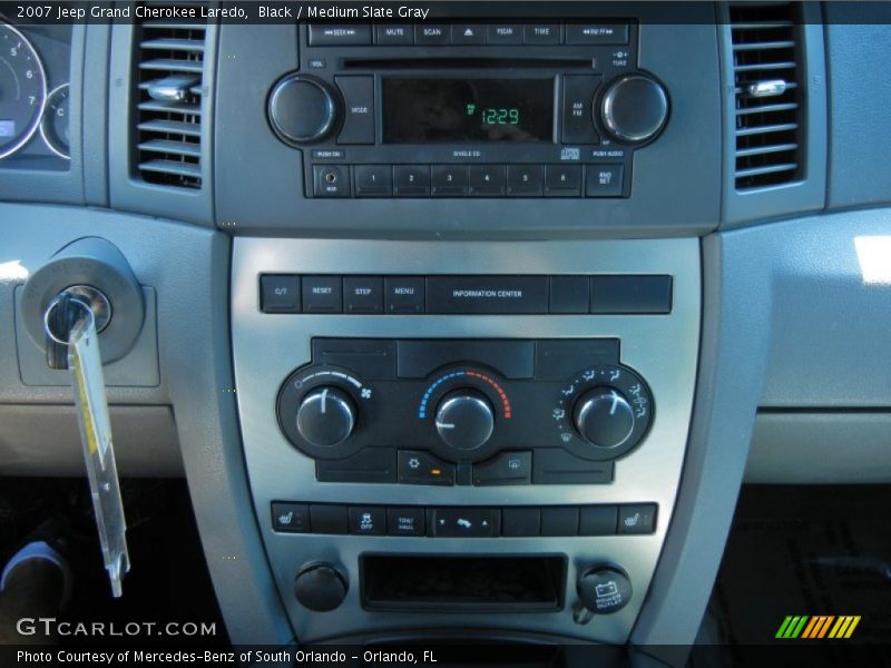 Black / Medium Slate Gray 2007 Jeep Grand Cherokee Laredo