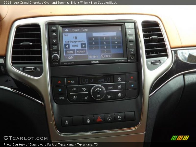 Bright White / New Saddle/Black 2013 Jeep Grand Cherokee Overland Summit