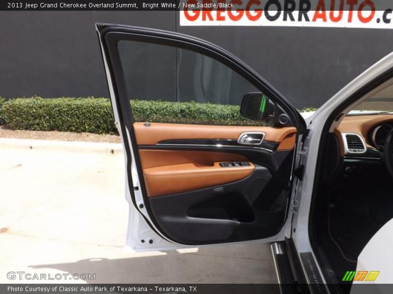 Bright White / New Saddle/Black 2013 Jeep Grand Cherokee Overland Summit