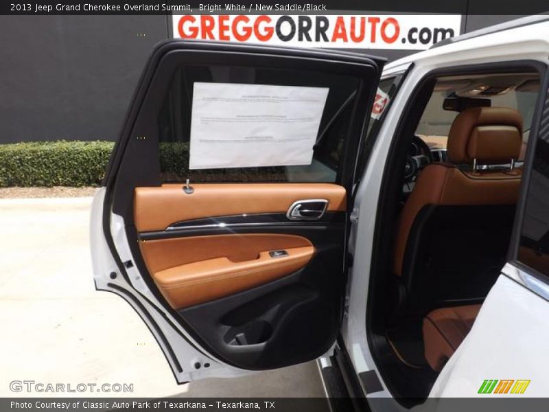 Bright White / New Saddle/Black 2013 Jeep Grand Cherokee Overland Summit