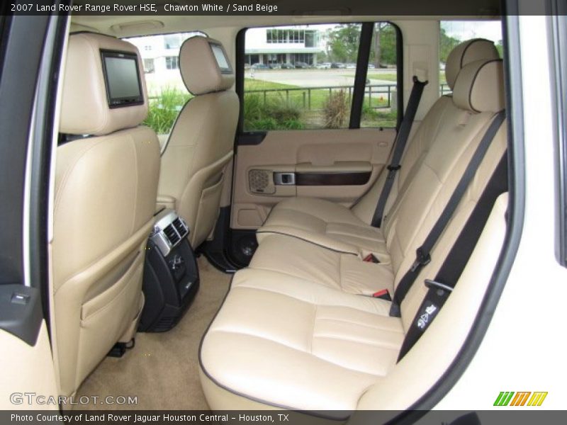 Rear Seat of 2007 Range Rover HSE