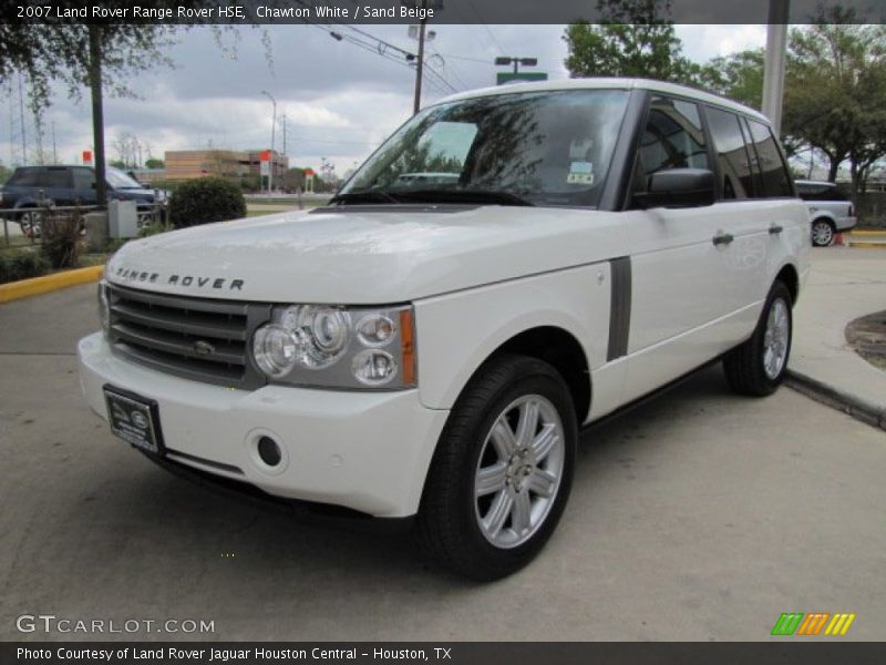 Front 3/4 View of 2007 Range Rover HSE