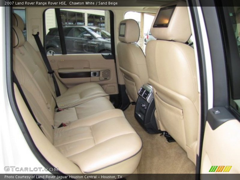 Rear Seat of 2007 Range Rover HSE