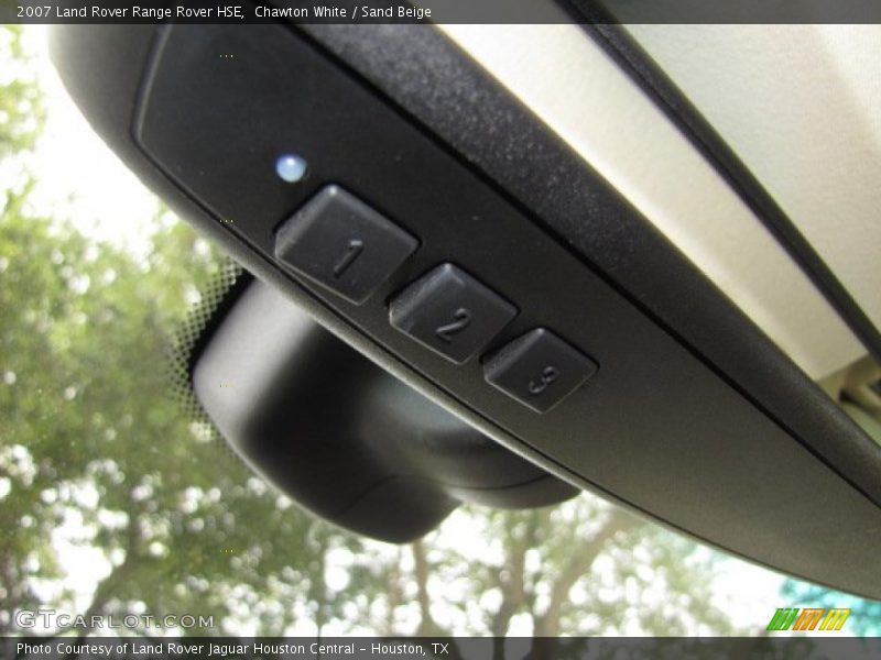 Chawton White / Sand Beige 2007 Land Rover Range Rover HSE