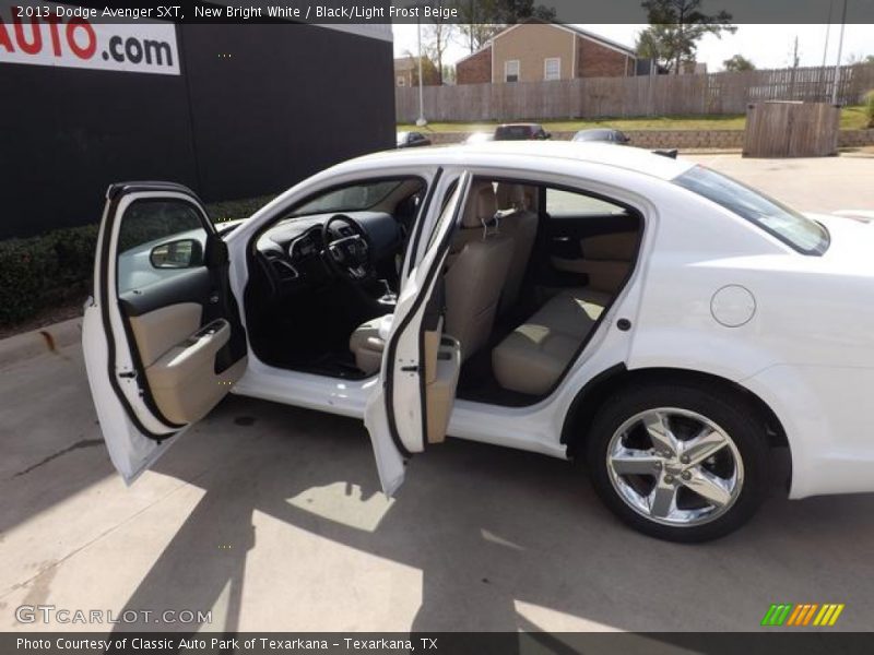 New Bright White / Black/Light Frost Beige 2013 Dodge Avenger SXT