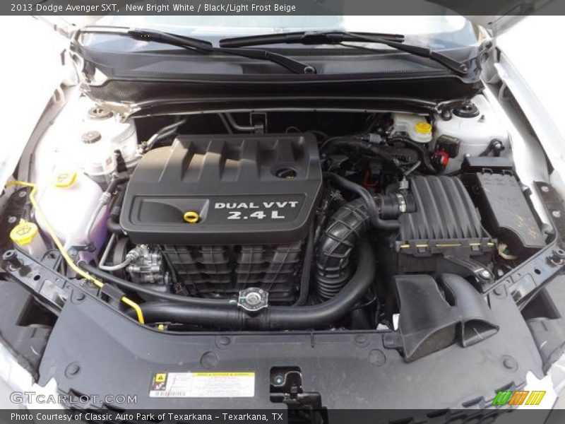 New Bright White / Black/Light Frost Beige 2013 Dodge Avenger SXT