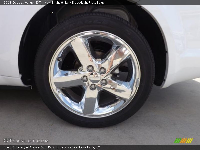 New Bright White / Black/Light Frost Beige 2013 Dodge Avenger SXT