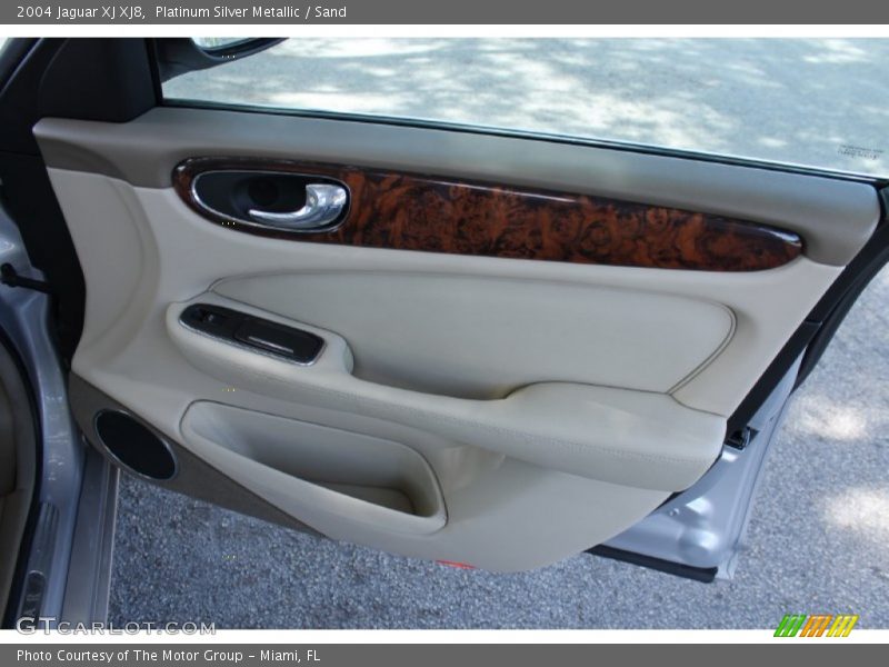 Platinum Silver Metallic / Sand 2004 Jaguar XJ XJ8