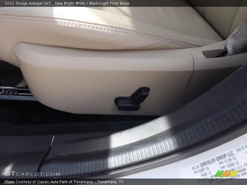 New Bright White / Black/Light Frost Beige 2013 Dodge Avenger SXT