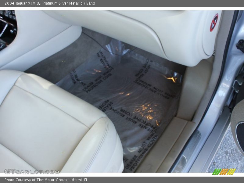 Platinum Silver Metallic / Sand 2004 Jaguar XJ XJ8
