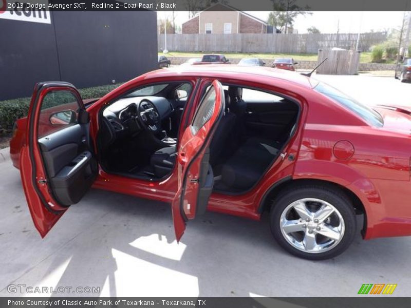 Redline 2-Coat Pearl / Black 2013 Dodge Avenger SXT