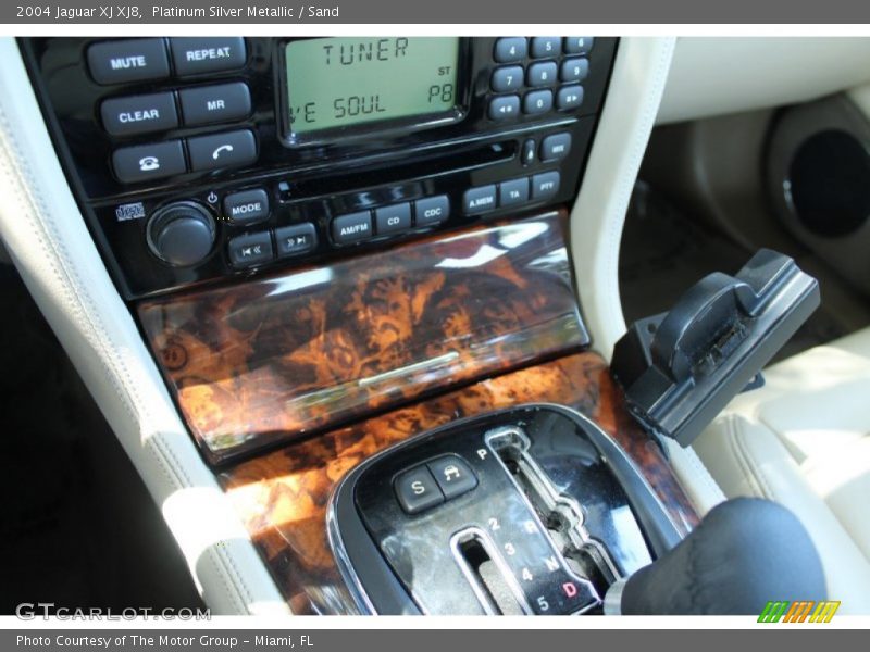 Platinum Silver Metallic / Sand 2004 Jaguar XJ XJ8