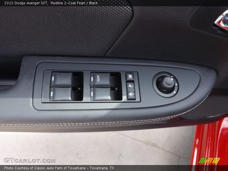 Redline 2-Coat Pearl / Black 2013 Dodge Avenger SXT