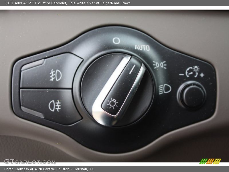 Ibis White / Velvet Beige/Moor Brown 2013 Audi A5 2.0T quattro Cabriolet