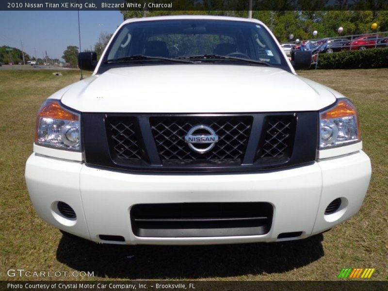 Blizzard White / Charcoal 2010 Nissan Titan XE King Cab