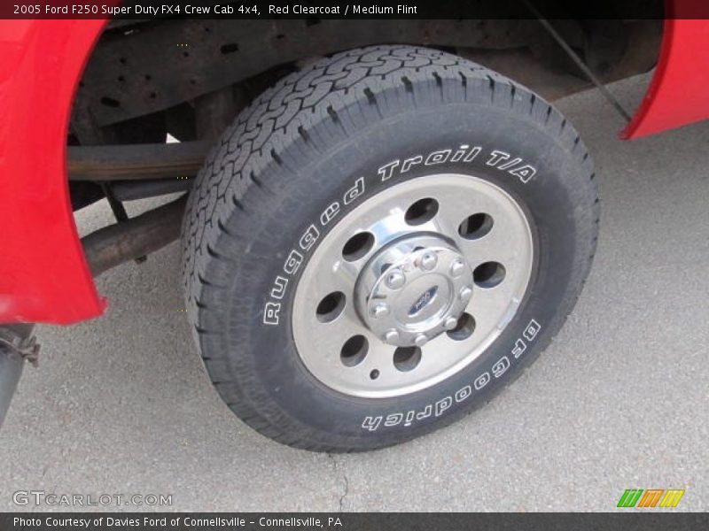 Red Clearcoat / Medium Flint 2005 Ford F250 Super Duty FX4 Crew Cab 4x4