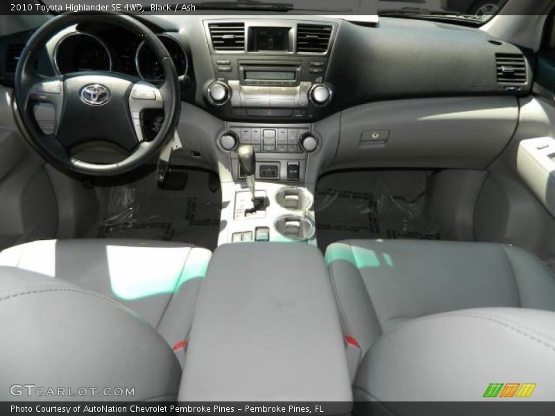 Black / Ash 2010 Toyota Highlander SE 4WD