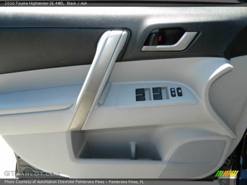 Black / Ash 2010 Toyota Highlander SE 4WD
