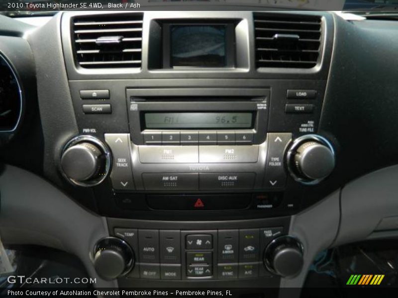 Black / Ash 2010 Toyota Highlander SE 4WD