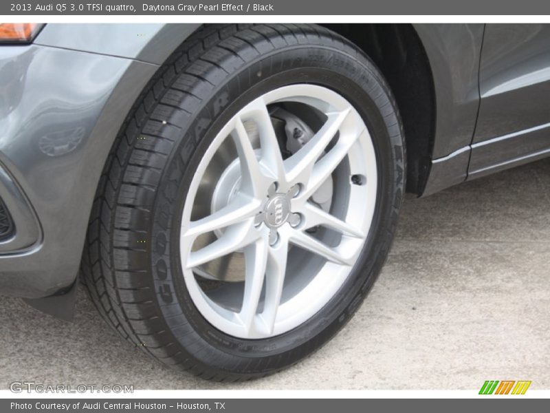  2013 Q5 3.0 TFSI quattro Wheel