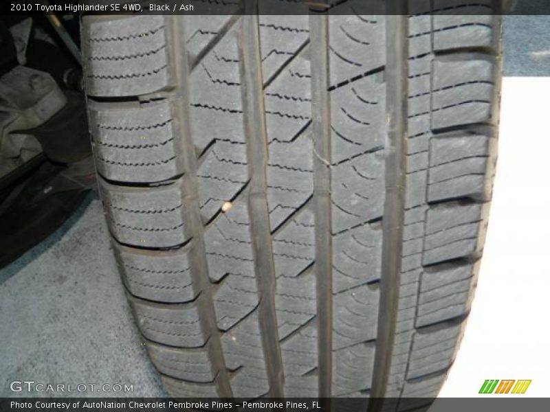 Black / Ash 2010 Toyota Highlander SE 4WD