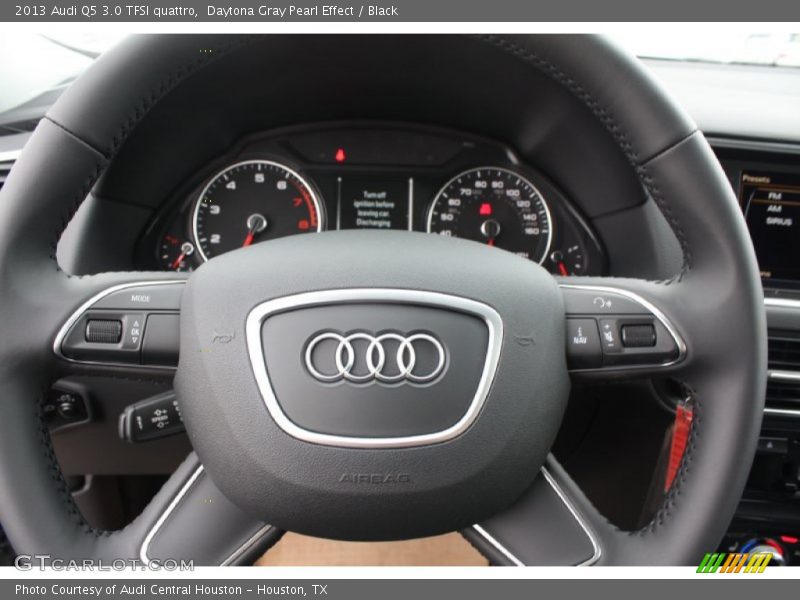  2013 Q5 3.0 TFSI quattro Steering Wheel
