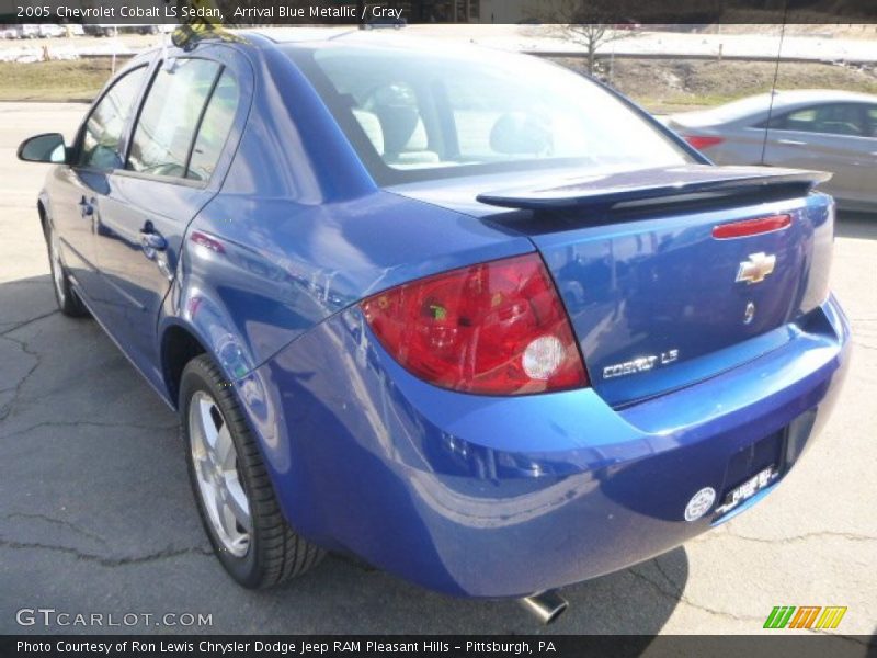 Arrival Blue Metallic / Gray 2005 Chevrolet Cobalt LS Sedan