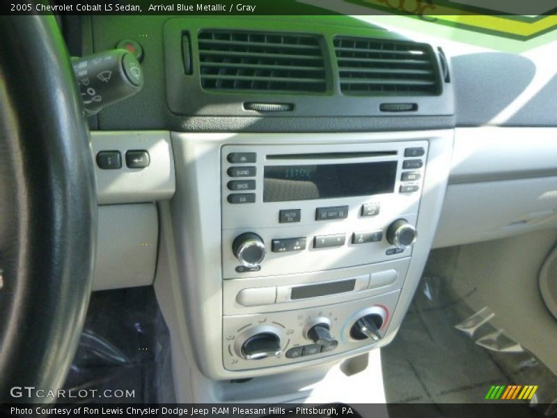 Arrival Blue Metallic / Gray 2005 Chevrolet Cobalt LS Sedan