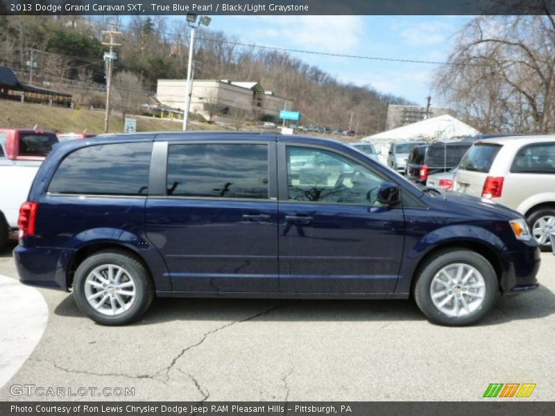 True Blue Pearl / Black/Light Graystone 2013 Dodge Grand Caravan SXT