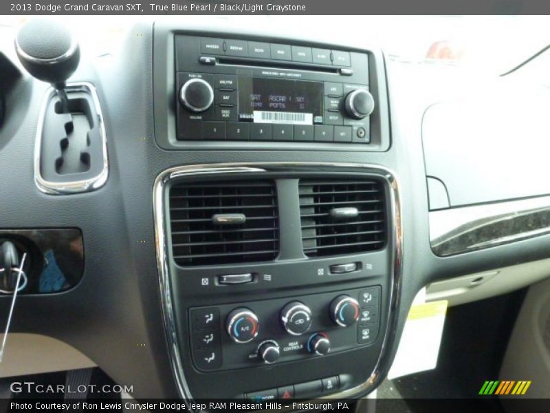 True Blue Pearl / Black/Light Graystone 2013 Dodge Grand Caravan SXT