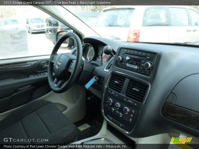 True Blue Pearl / Black/Light Graystone 2013 Dodge Grand Caravan SXT