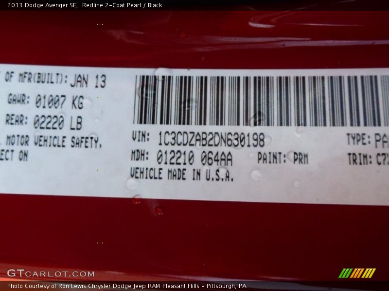 Redline 2-Coat Pearl / Black 2013 Dodge Avenger SE